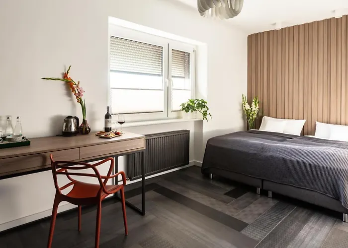 Sarbinowska 4* Познань